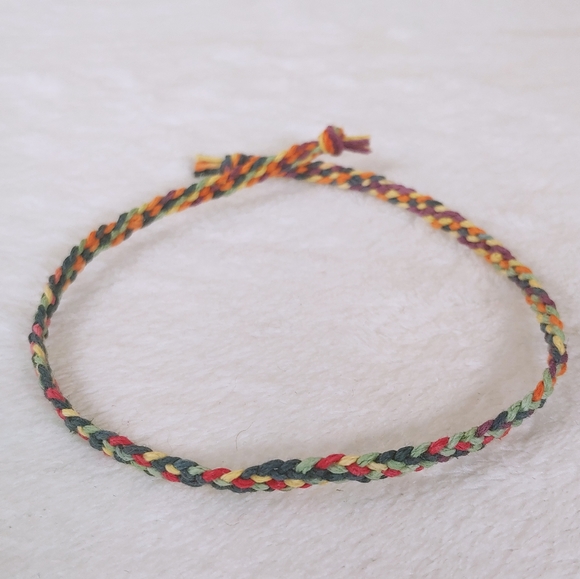 New✨4 Boho Anklets Bundle - Picture 5 of 8